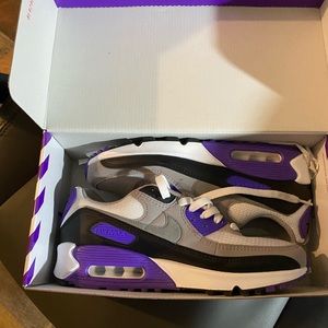 Nike Air Max 90 size 8.5 women’s